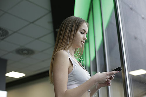 mon adolescent hypersensible et HPI comment l'aider à trouver sa place